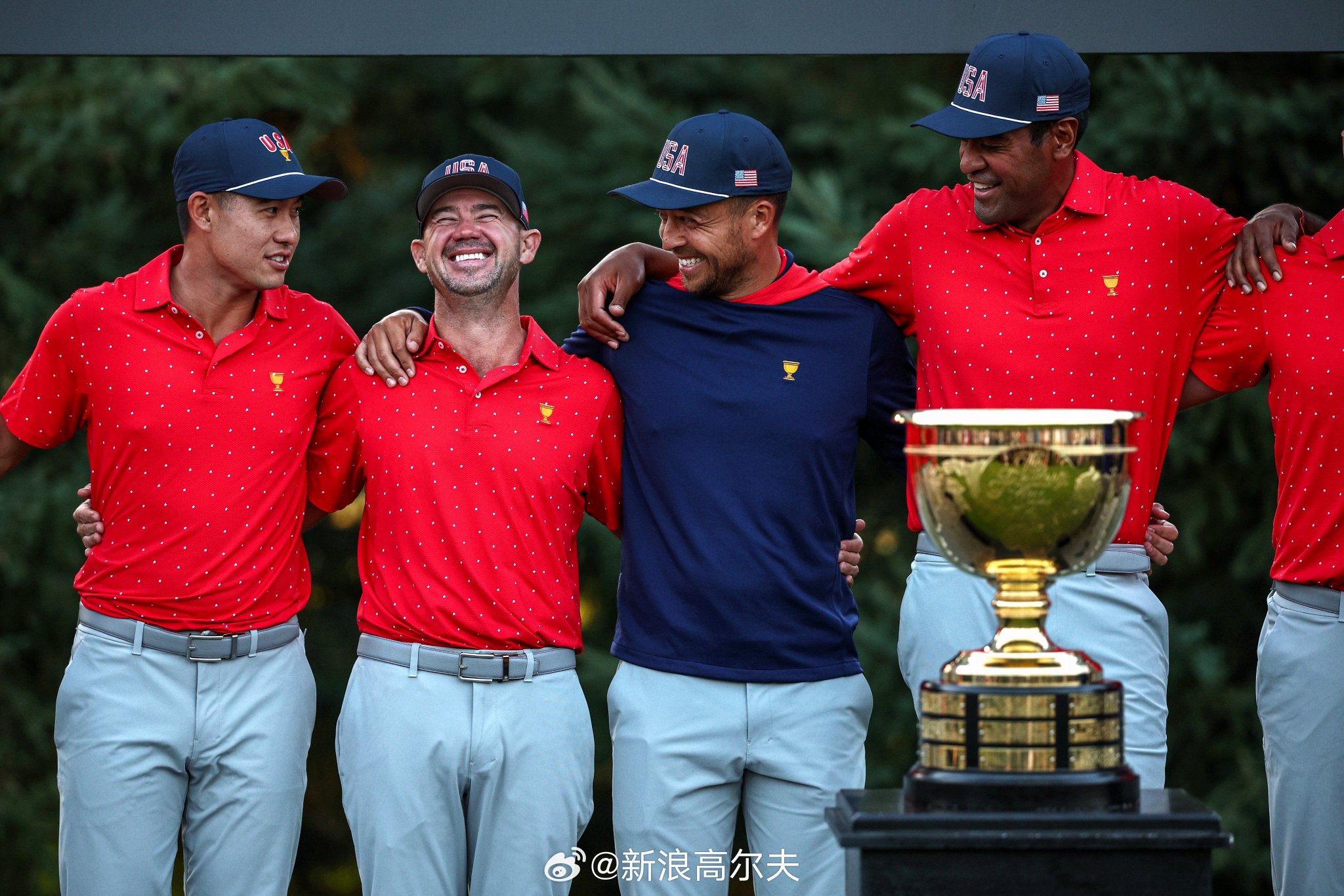 美国男篮巨头带领球队取得惊人连胜(美国男篮厉害)