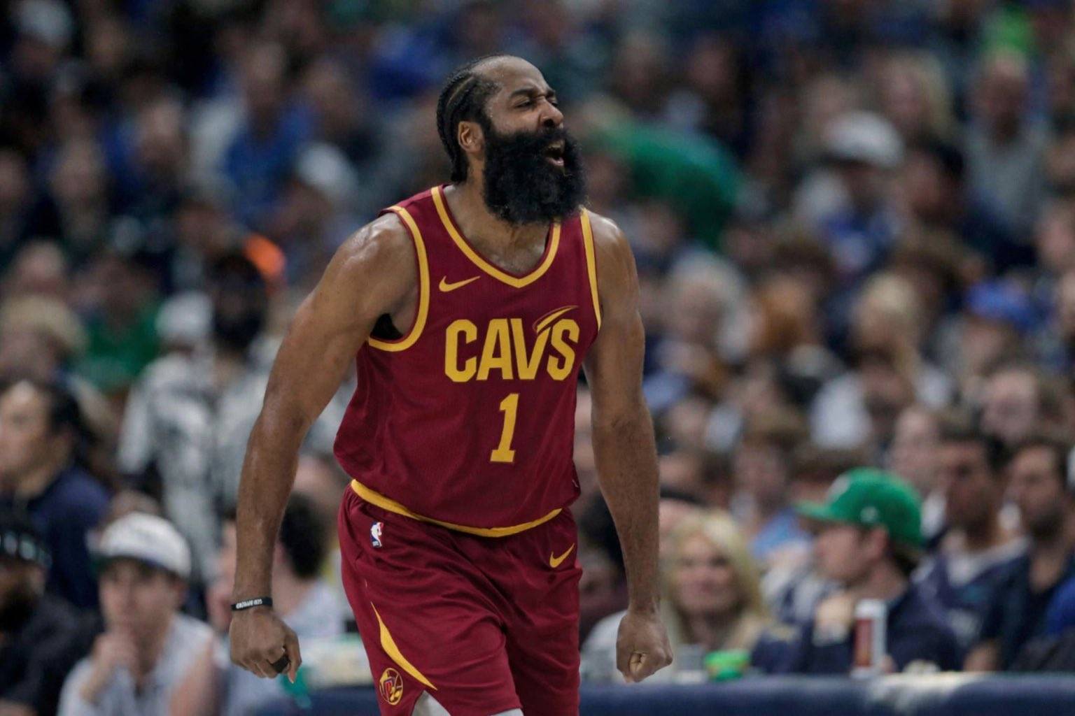 哈登转投凯尔特人，带领球队跻身东部前列？的简单介绍