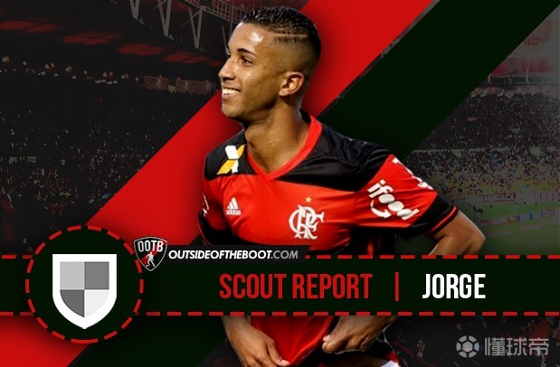 关于摩纳哥队内部危机，主教练面临下课压力的信息