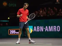 乌克兰队惊险战胜对手，晋级下一轮