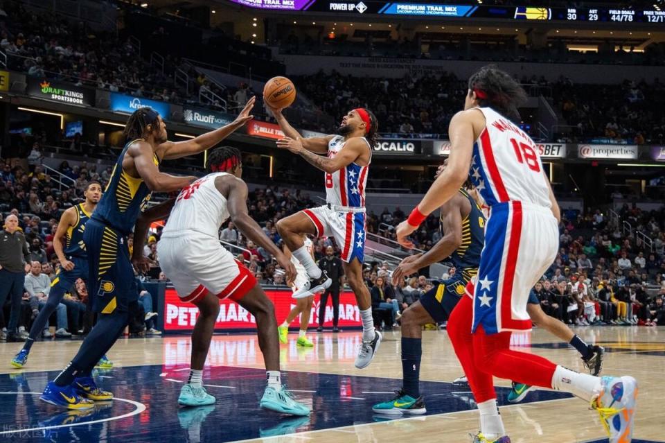 尼斯客场不敌对手陷入连败泥潭(尼斯客场不敌对手陷入连败泥潭是哪一集)